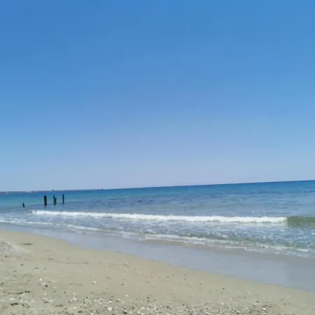 Appartement Seasky With Sea View, Beach, Pools And Sauna *