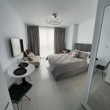 Seasky Abelia Residence, With Sea View, Beach, Pools, Sauna, Bogaz Iskele North Cyprus Lägenhet Boghaz