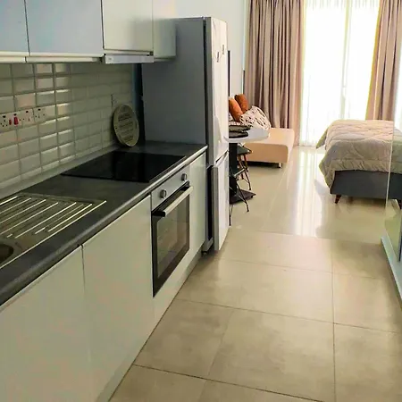 Erika With Sea View Apartment