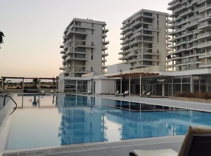 Seasky Abelia Residence, With Sea View, Beach, Pools, Sauna, Bogaz Iskele North Cyprus *